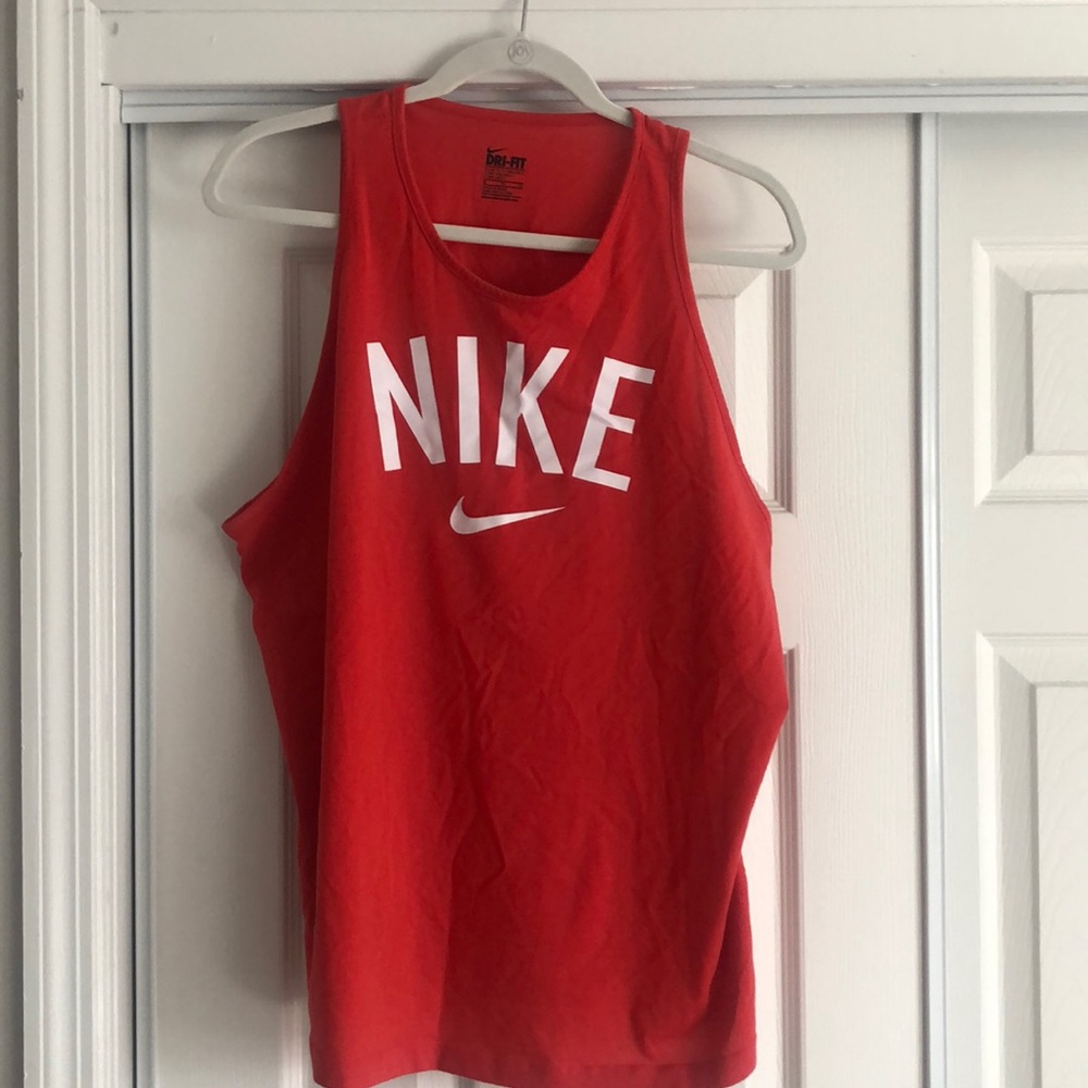 Nike tank